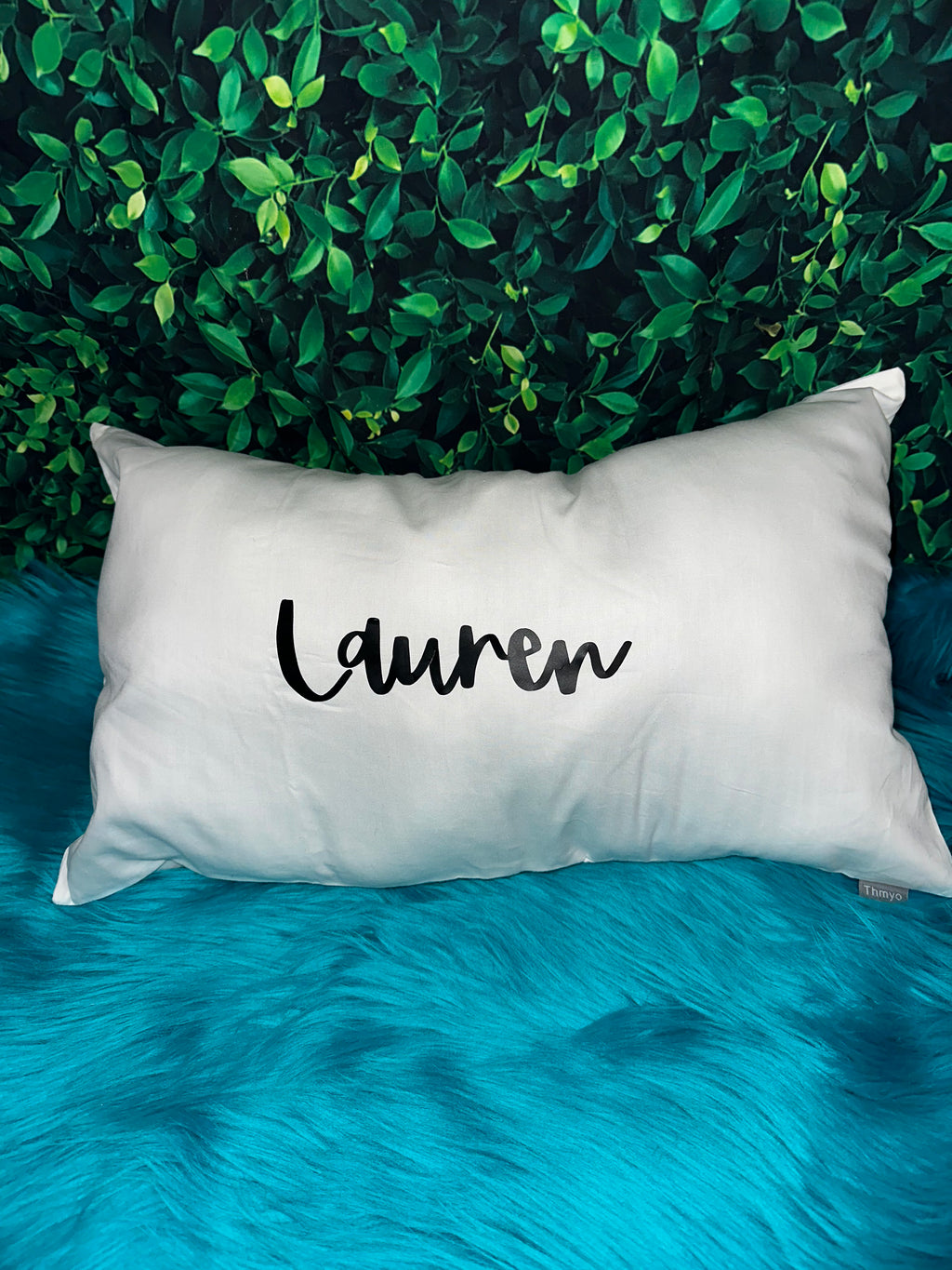 “Custom name: Black or White”